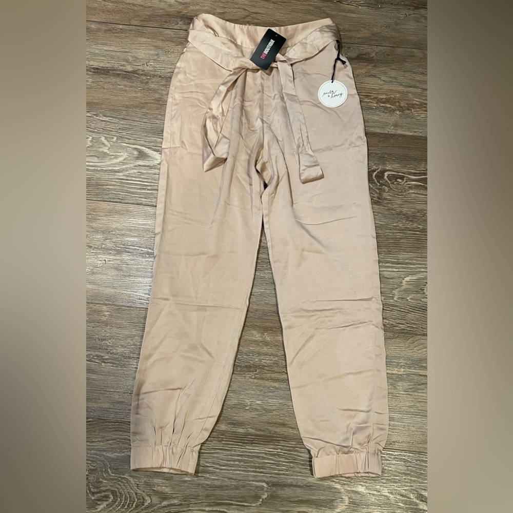 The Boutique Milk & Honey Love Pant